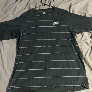 Nike sb dri fit Henley style shirt size XL black /white stripes 3/4 sleeves#4